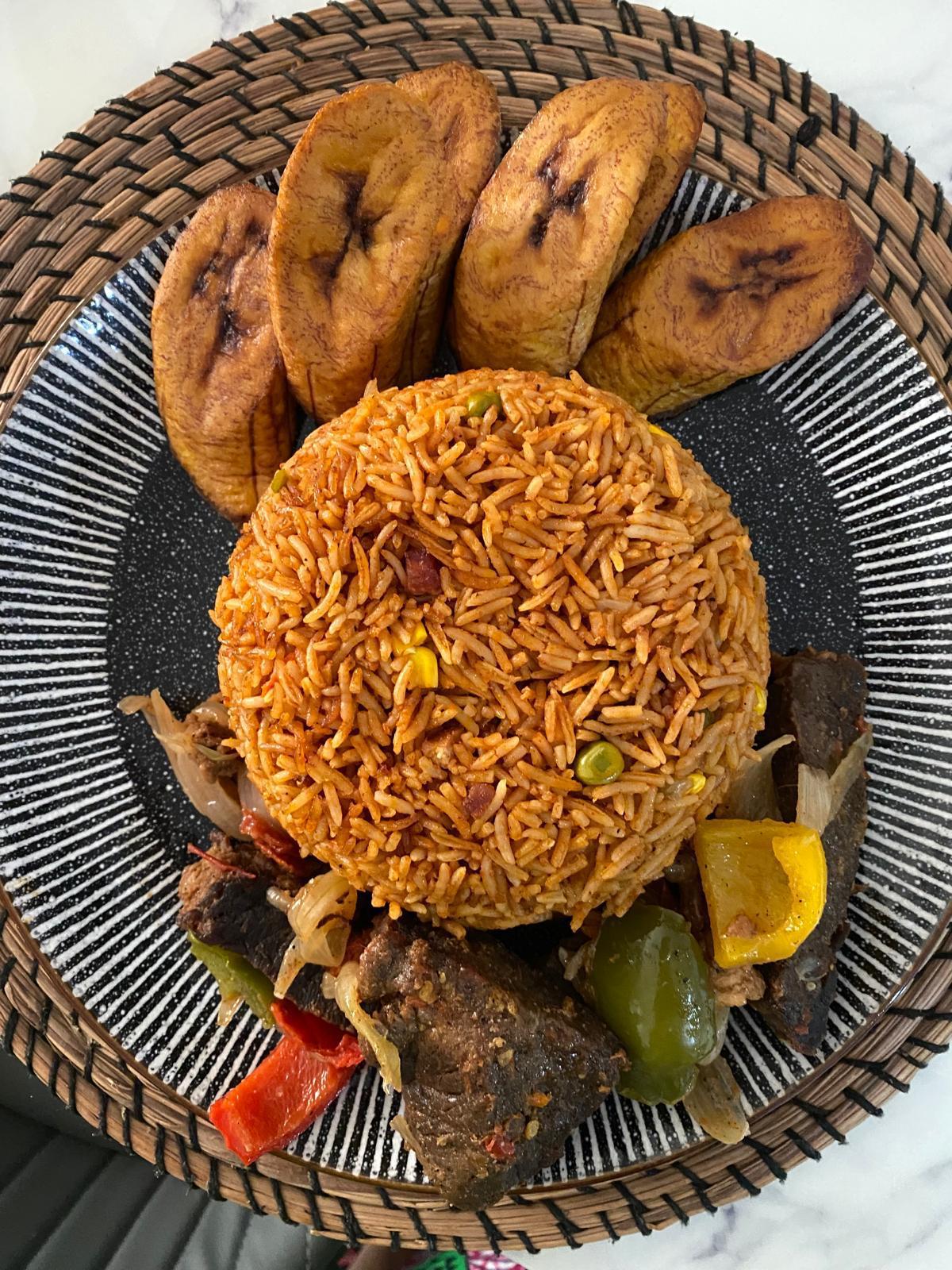 Jolloh rice with beef & plaintain